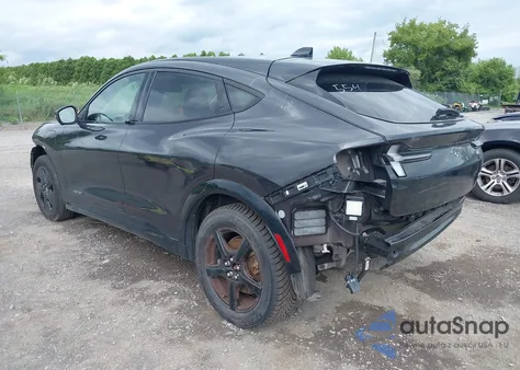 2022 Ford Mustang Mach-E California Route 1 z USA, uszkodzony, nr VIN 3FMTK2R78NMA17664